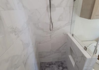 Shower interior | Amazing Floors LP